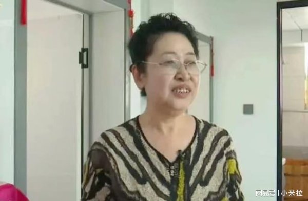 锦富优配 66岁大爷寂寞耐难，找年轻漂亮的老伴，相中52岁大妈当天领证